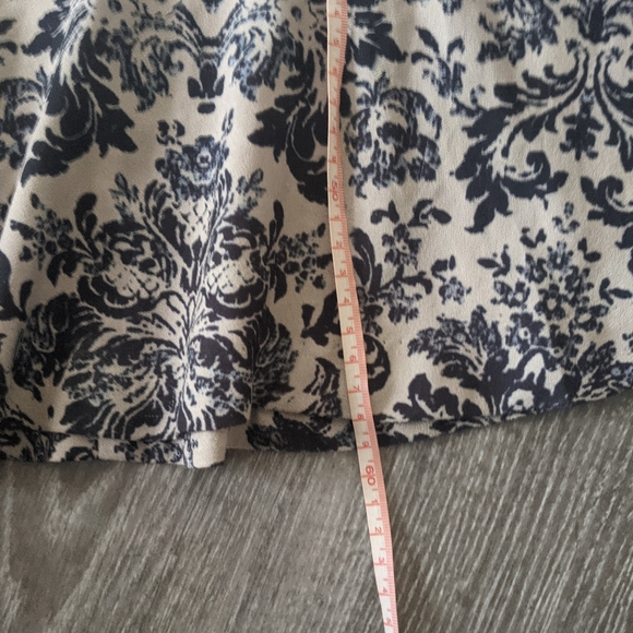 Pink Martini damask patterned peplum top - Picture 8 of 8